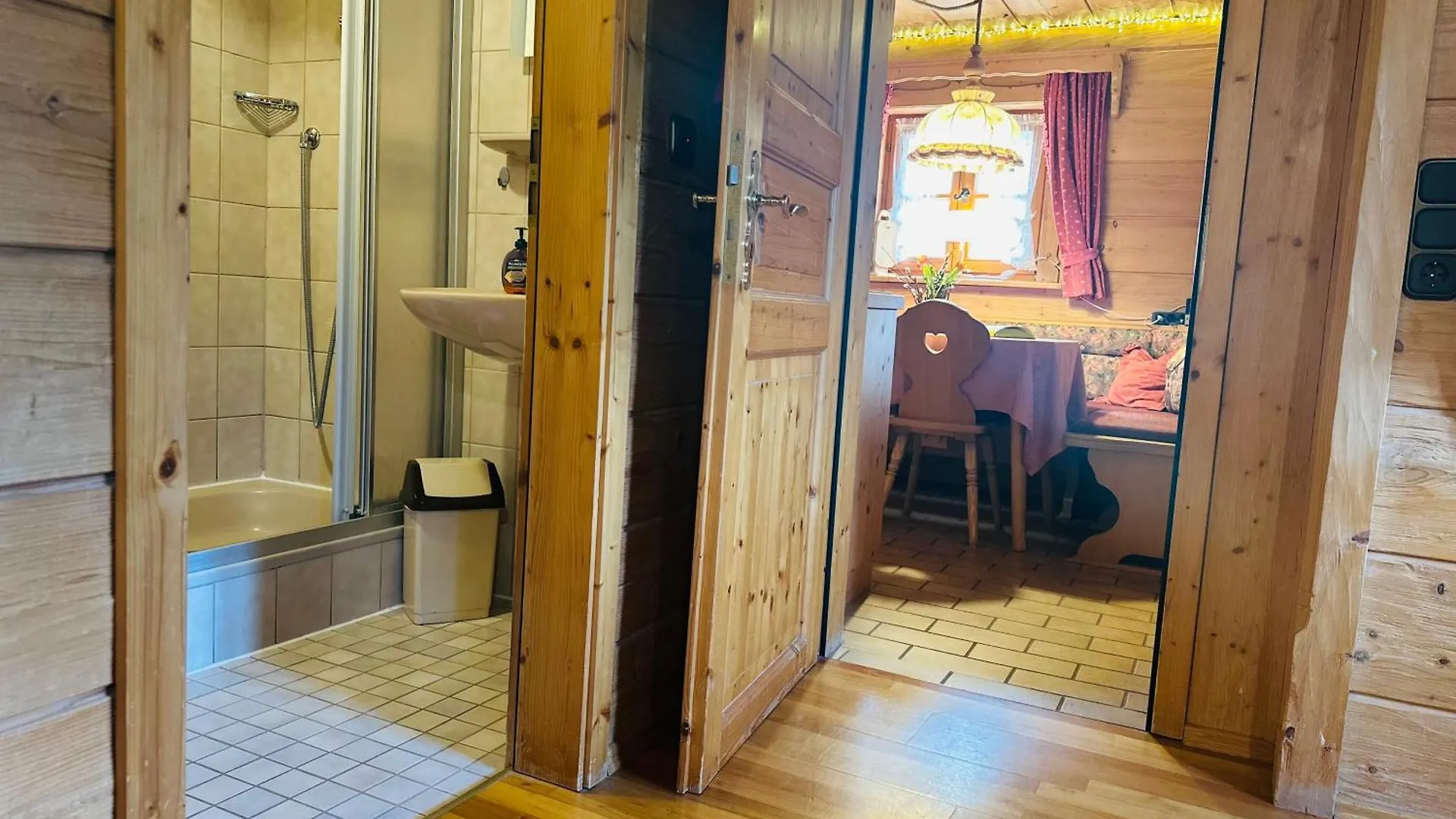 Ferienhaus Ferienwohnung Almbrünnerl Ruhpolding
